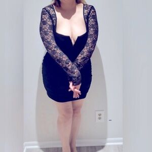 Lace/Velvet Sleeve Beautiful Dress Size XL